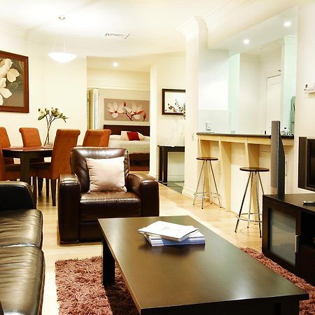 Macarthur Chambers Brisbane Bilik gambar